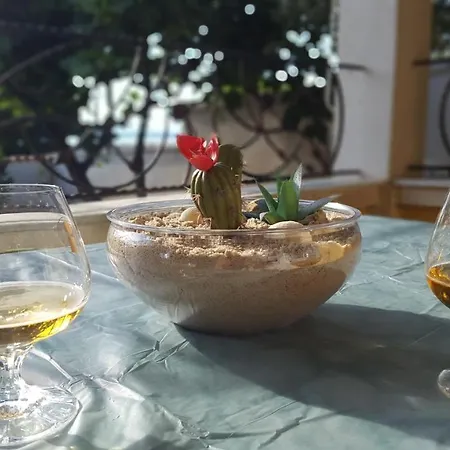 Kuca U Mornara بيت ضيافة